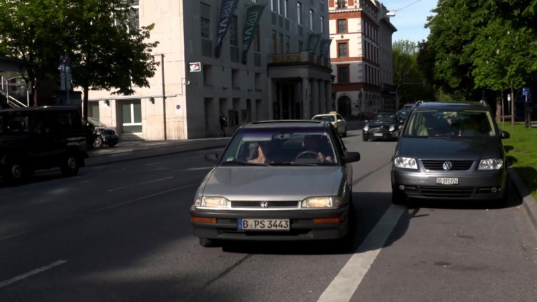 German Porn: La Mora Lurida Lecca Il Culo E Viene Duramente
