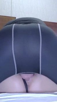 Vestido juguetón en momento delgado linda belleza en estilo cosplay disfruta de una escena privada de preñada audaz - angle1