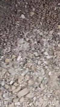 Pohledný uniformovaný chlap je tvrdě ošukaný a bez sedla náhodným tátou na plavbě