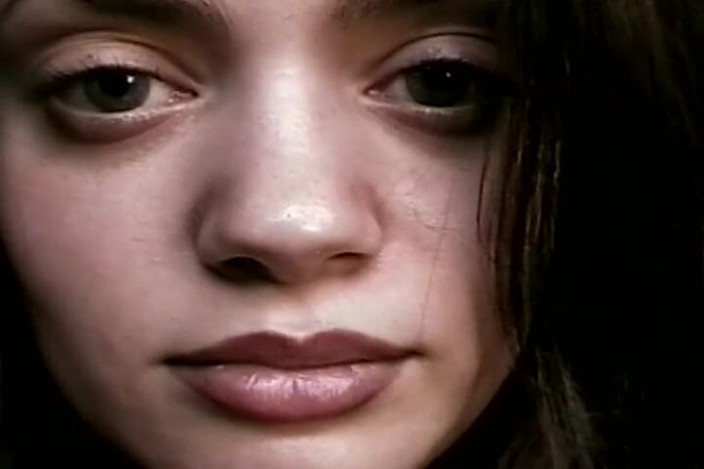 NM fetish femdom videos by Princess Nikki Cruel: Oszałamiająca laska dostaje jej ogolone i wilgotne lanie Twat