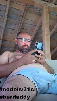 Daddy Is Horny
