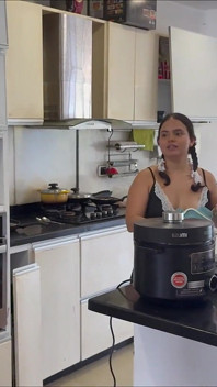 Người dọn dẹp đụ con trai riêng của ông chủ
