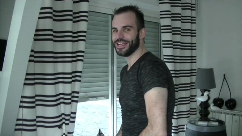 Gaybareback: Francouzské twink Brandon ošukaný surovým klukem zvědavým