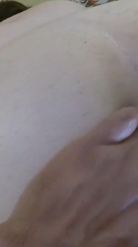Il mio buco del culo aspetta di essere distrutto ogni giorno
