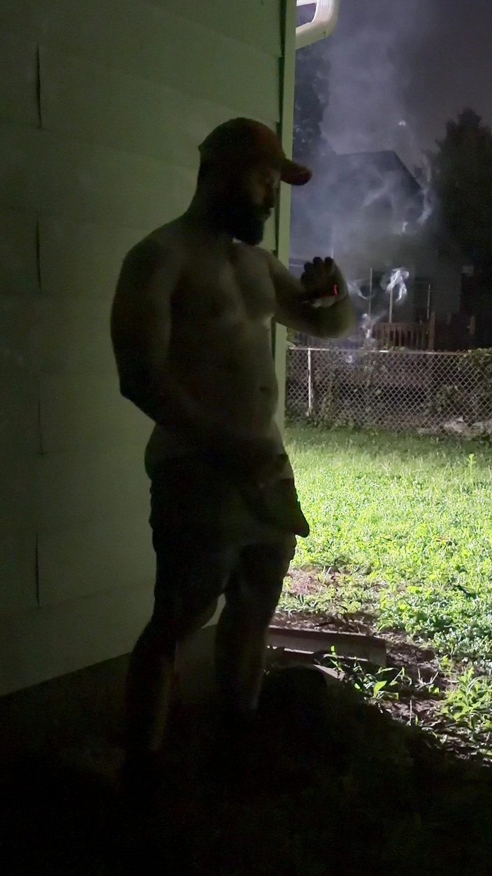 mascbeef95: Backyard Cigar, Cum and Piss