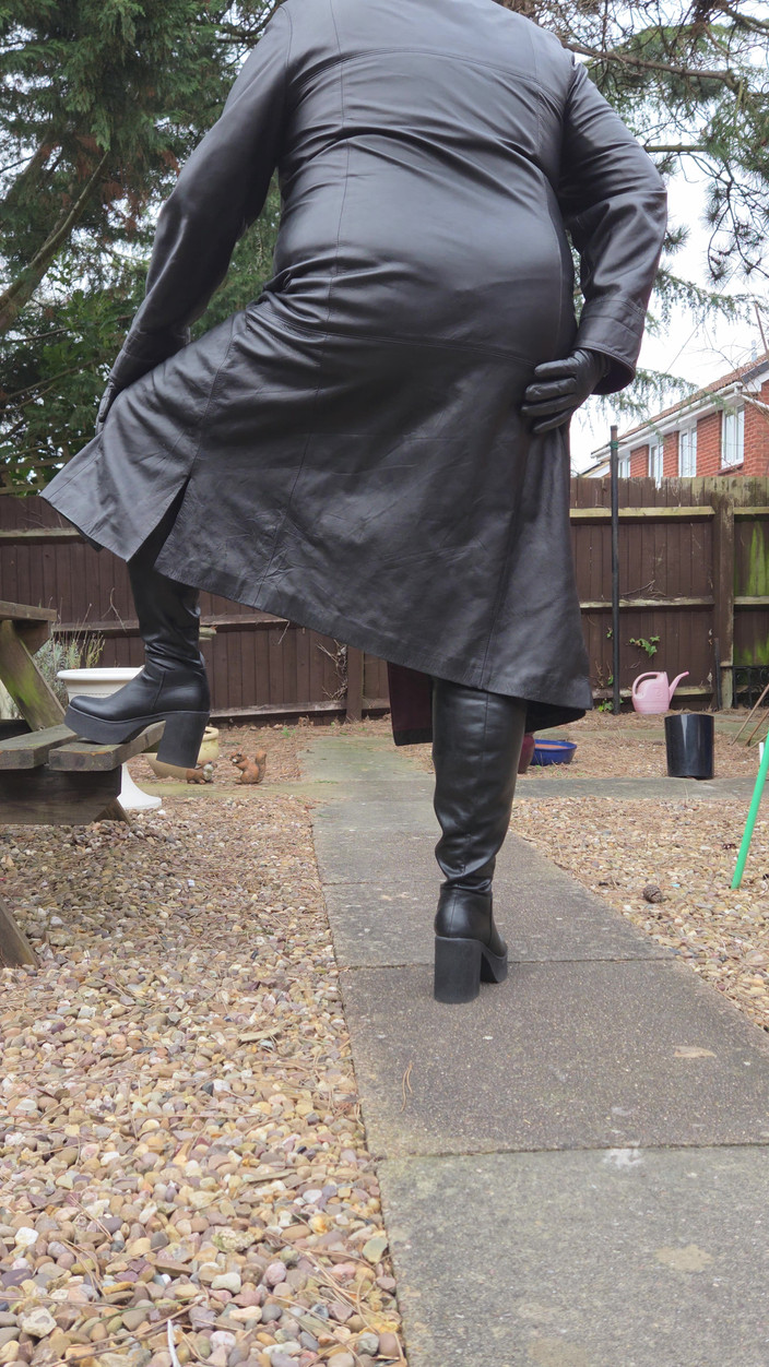 Leatherman63: Kot Leather Trench