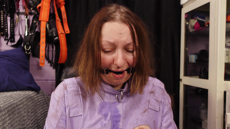 Arya Grander: BDSm-video: haarschnitt von der herrin (herrin priest &amp; arya grander)