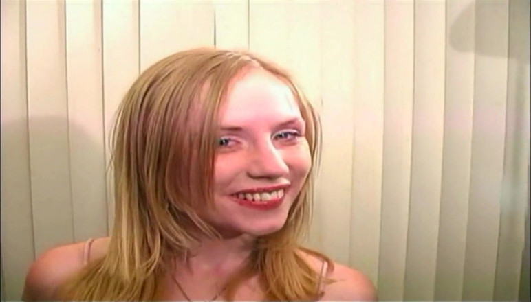 Oral Sluts: Blonde slut wants to be gagged with big cock