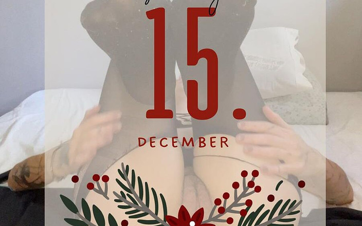 Cur1ouscoup420: Slut Fucks Her Ass with Wand