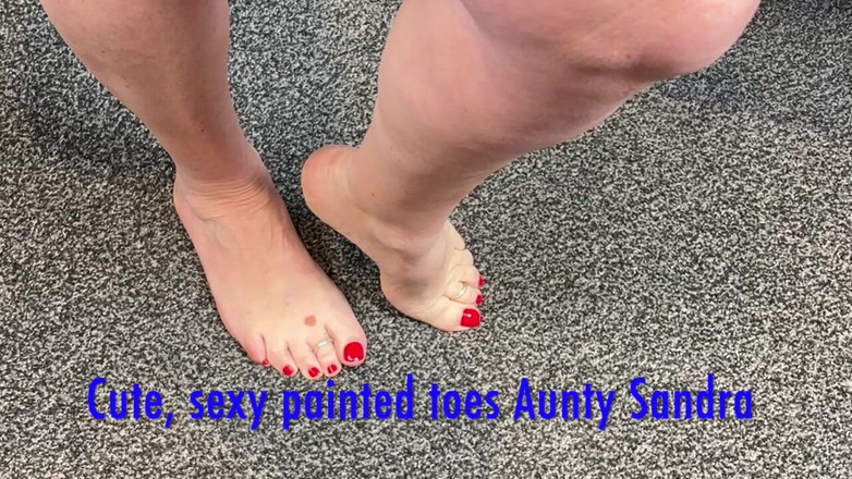 Aunty Sandra vintage girdle queen: Vgq23 teyze Sandra klasik dikişli çoraplarını takıyor