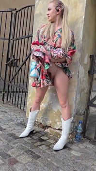 Caught Me Pissing Outdoor but It Didn't Stop Me