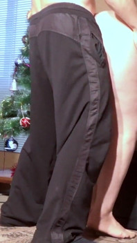 Ik heb mijn buurvrouw geholpen met het opzetten van haar kerstboom