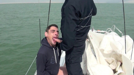 Gaybareback: Twink fuck in the boat in exhib in the sea