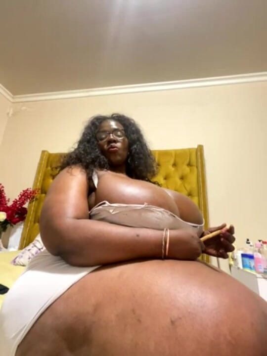 Legendary Booty Overdose: Hüpfende große natürliche titten