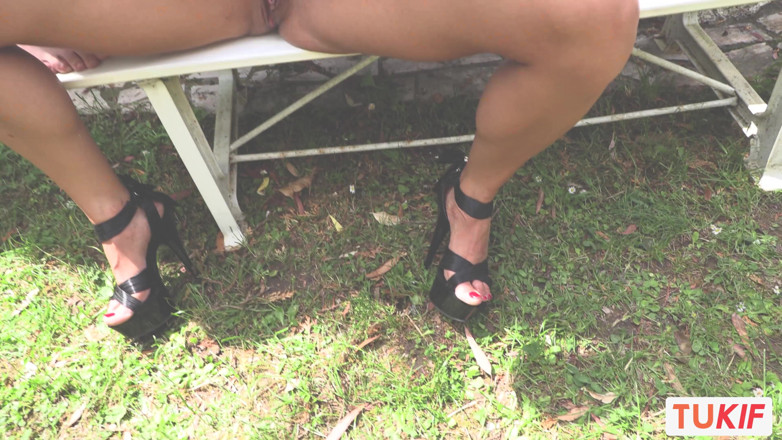 TuKif: Arab French threesome fuck with DP in the garden