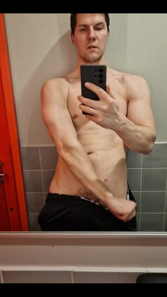 Awesome A: Di Bilik Persalinan Gim