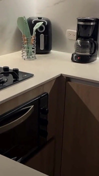 I Fuck My Pussy with Fuckmachine at Maximum Speed and End up Squirting! Screams Moans Orgasm