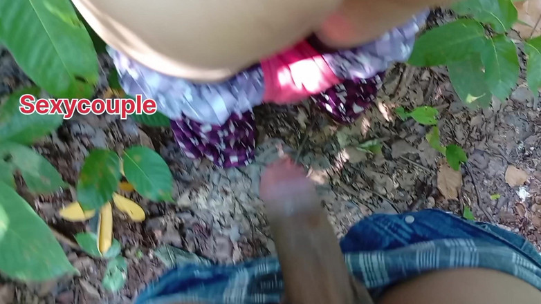 Nepalisexycouple: आउटडोर सेक्स