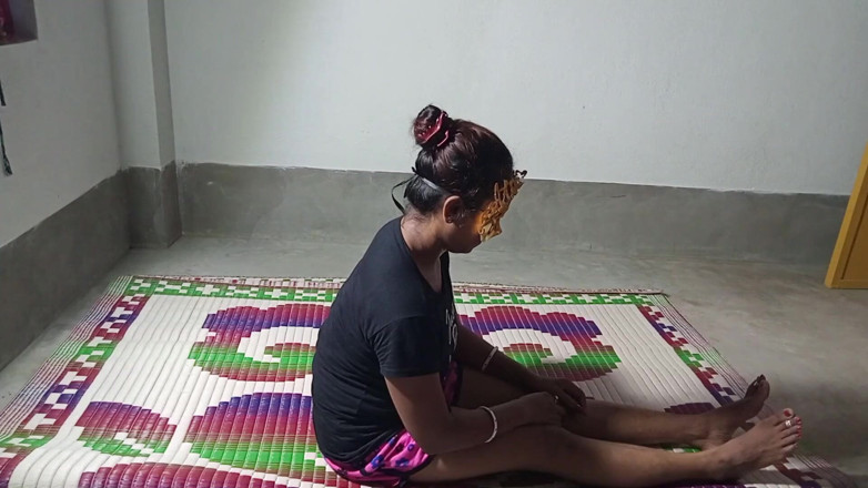 FireeCouple: Pelatih yogaku ngentot aku habis-habisan waktu lagi ngajar yoga di...