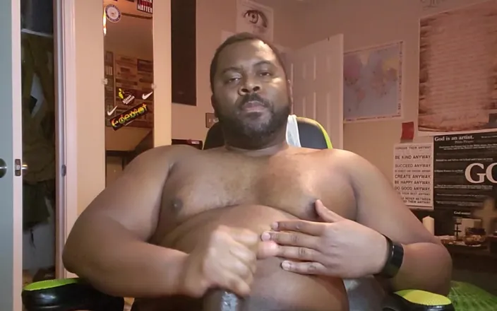 MrGoudreauXXX: A horny morning of black bear