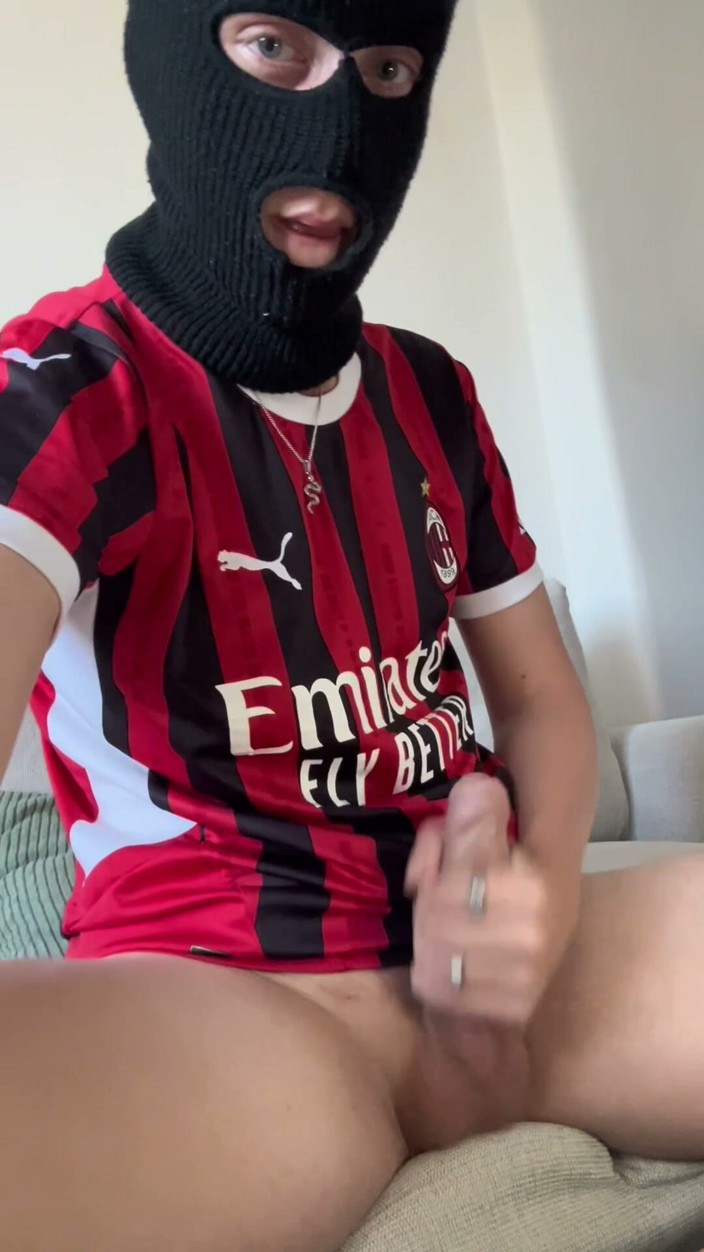 Axton Drake: Horny Ac Milan Soccer Bro Shoots Load