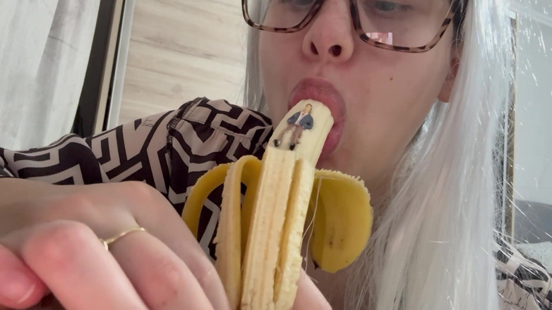 AmayaMori: दिग्गज सौतेली बहन छोटे सौतेले भाई को चाटती है