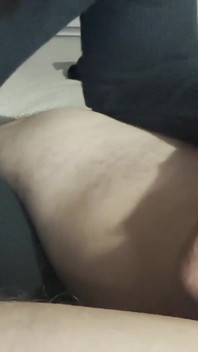 Nahaufnahme blowjob mit pulsierendem oralem creampie und verschüttete spermareinigung