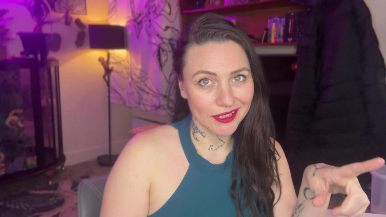Lustful Libertines: Luce Rossa Chiaro E Verde