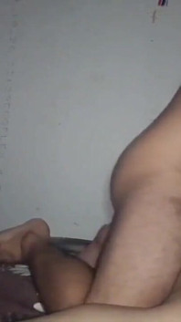넌 나중에 틱톡할 수 있어!! 자지를 빠는 18세 소녀