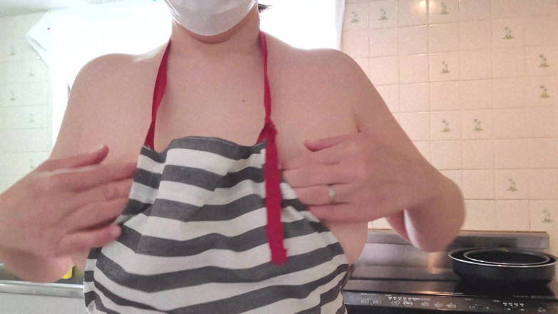 aika: Una donna sposata che si masturba in modo lascivo in...