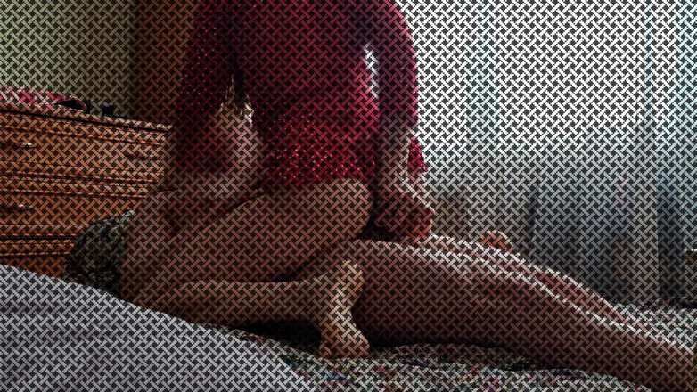 Lizaveta: 她对她的肛门进行长时间
