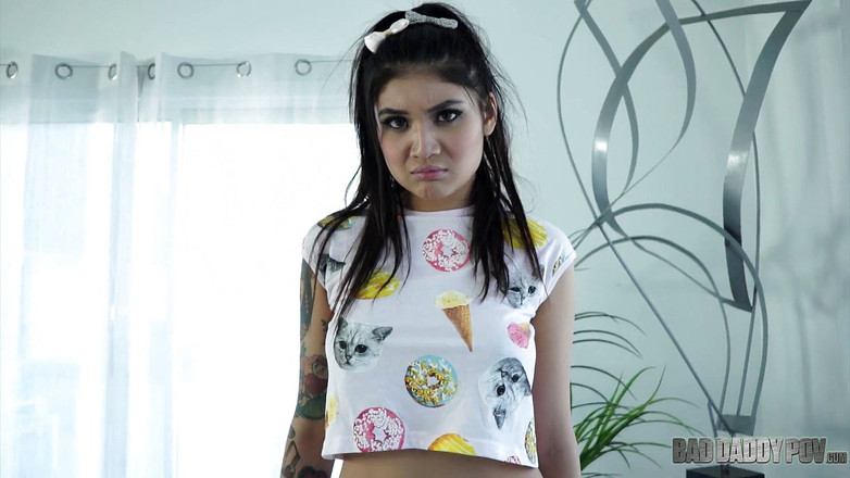 Bad Daddy POV: 새아빠의 배에 살포되는 문신 Brenna Sparks