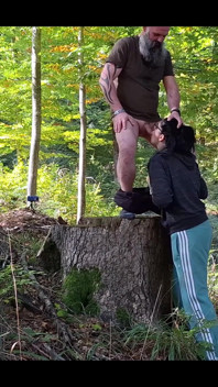 Zralá Amatérská Manželka Kouří a Šuká Venku S Výstřikem Na Obličej