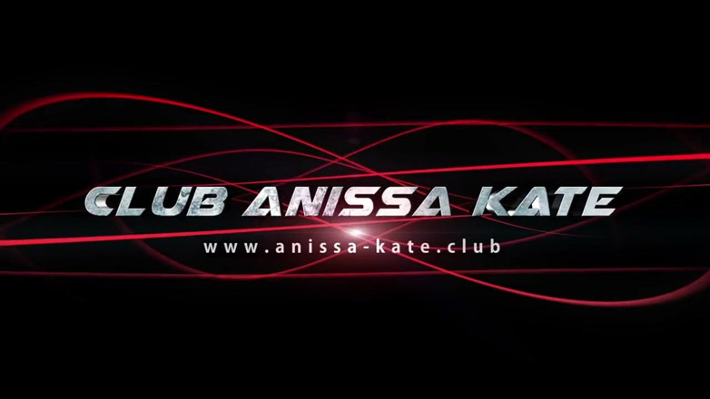 Club Anissa Kate: Pantat anissa kate dientot habis-habisan sama mike angelo