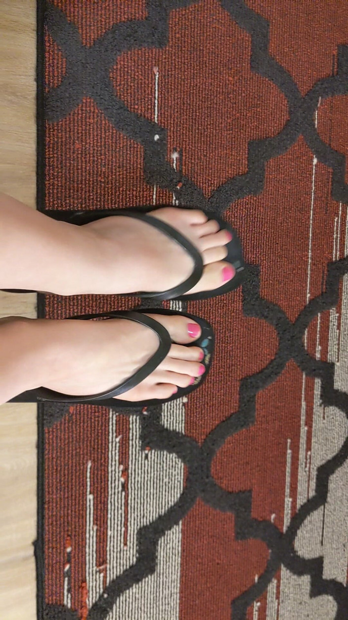 Sin Spice by Sophia Sinclair and Jasper Spice: Tu Aimes Mes Pieds Dans Des Tongs