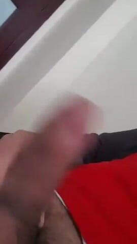 Horny Inn: Turkish Stepdaddy masturbate