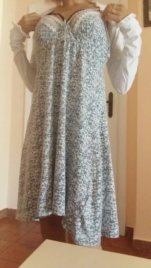 savannahamatoriale: Ibu tiri merangkak kamu lagi!