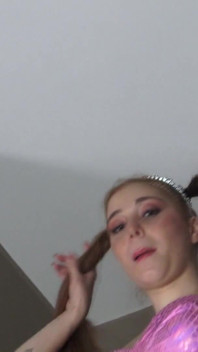 Redhead Sexy Teenie Dipping Flip Flops