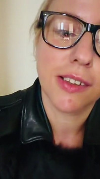 Duitse MILF Edging JOI - Vijf keer naar de rand, vijf keer teruggetrokken