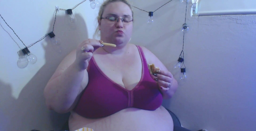 LaLaDelilah: Jsi krmítko? Nebo krmení?