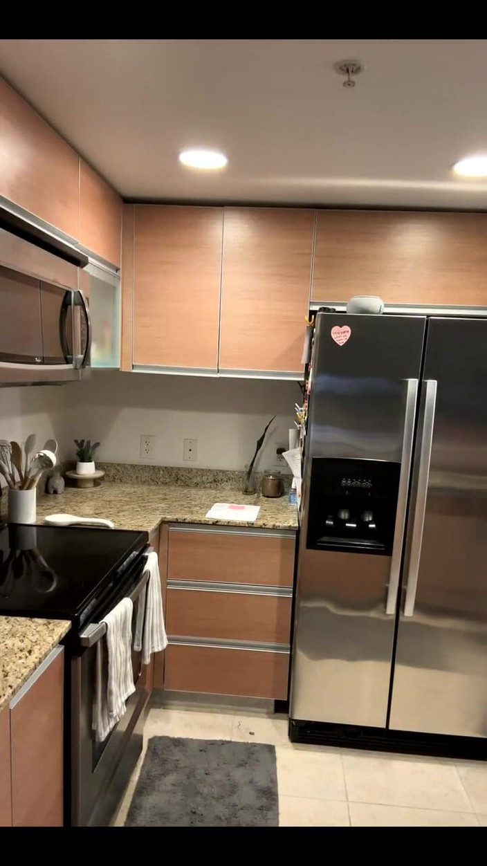 Dani Valentina: Oto kopia