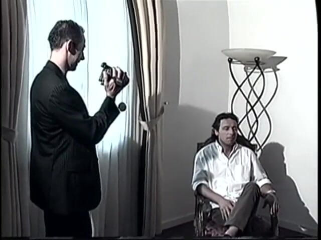 Shemales Tales: สาวผมทองในถุงน่องรู้ดีว่าต้องเย็ดพวกชายหื่นยังไง