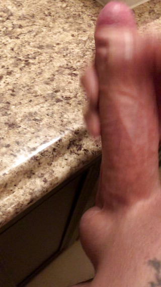 Daddyorgasmik: Sục cu trong phòng tắm của tôi