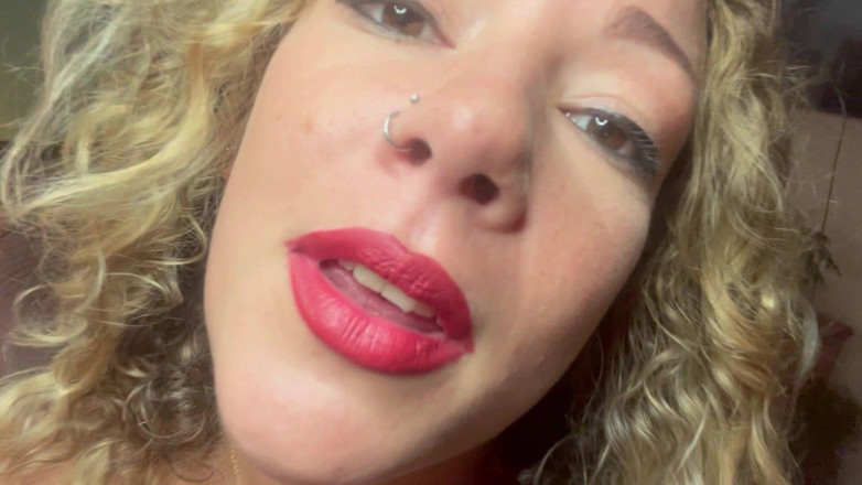 Sasha Curves: Giantess połyka cię w całości