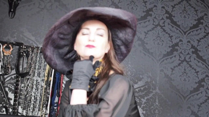 Lady Victoria Valente: Návod na 7 dní masturbace pro VÁS! JOI!