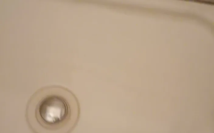 Ed Eden: Cumming Shower