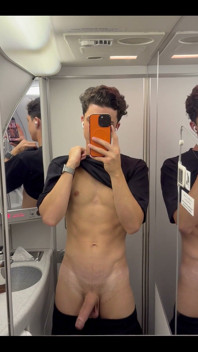 Turbulence Got My Dick Bouncing Don’t Worry! Landed Safely Back in Melbourne