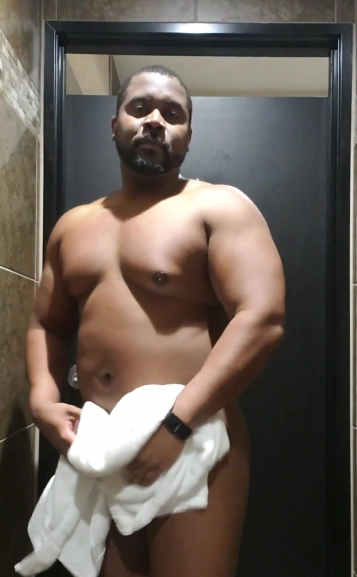 MrGoudreauXXX: Masturbating bear BBC part 26