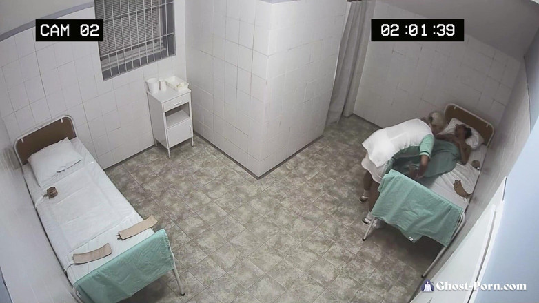 Ghost-Porn: 흑형 대물 에게 따먹히는 핫한 밀프