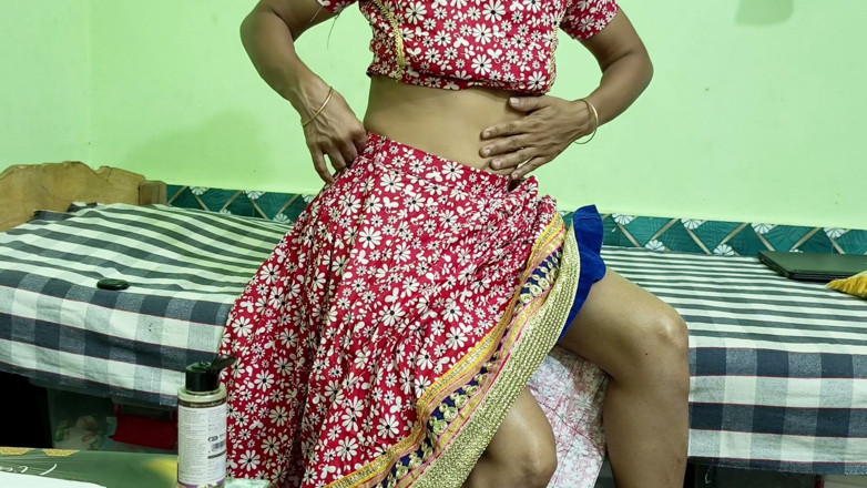 Sexyindu: Sexy Indu in Horney Mood